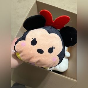 Minnie mouse squishy